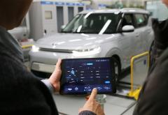 Kia predstavlja tehnologiju prilagođavanja performansi električnih vozila pomoću pametnih telefona